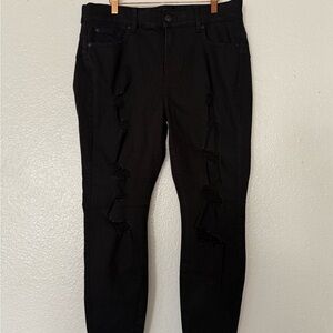 Torrid Black Bombshell Skinny Jeans women’s size 16S high rise stretch black